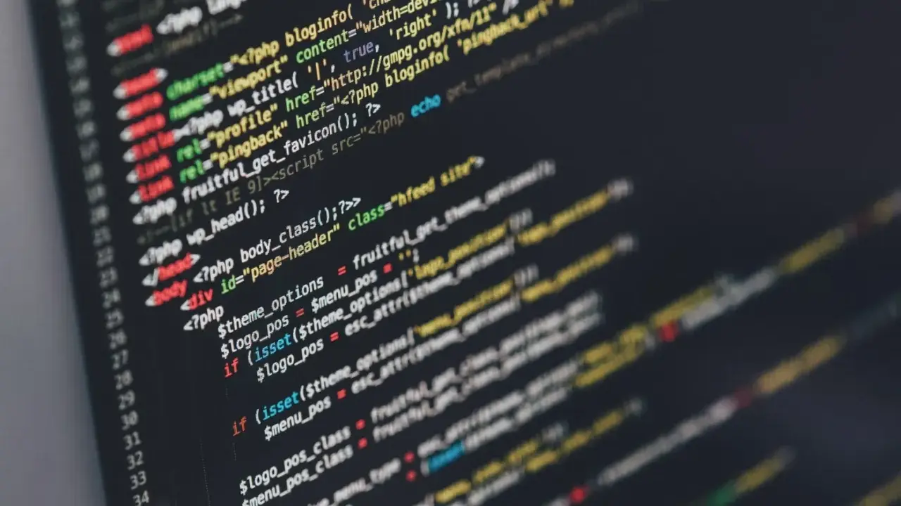Fragment kodu PHP z kolorowym podświetleniem składni, świadczący o dbałości o clean code.