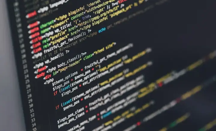 Fragment kodu PHP z kolorowym podświetleniem składni, świadczący o dbałości o clean code.