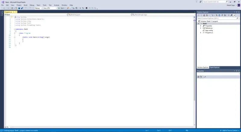 Kod C# w Visual Studio, tworzenie projektu "Bank". Widoczny jest plik Program.cs z pustą metodą Main, gotowy na implementację logiki, np. c# event handler.